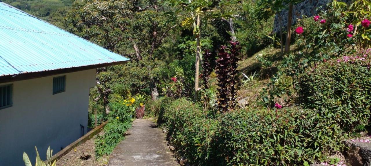 Farila Lodge เคลิมูตู ภายนอก รูปภาพ
